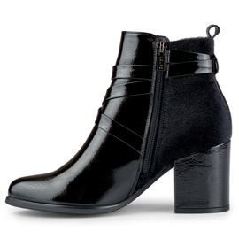 Bottes élégantes pour femmes noires avec fermoir décoratif le noir 1 Bottes élégantes pour femmes noires avec fermoir décoratif le noir 1