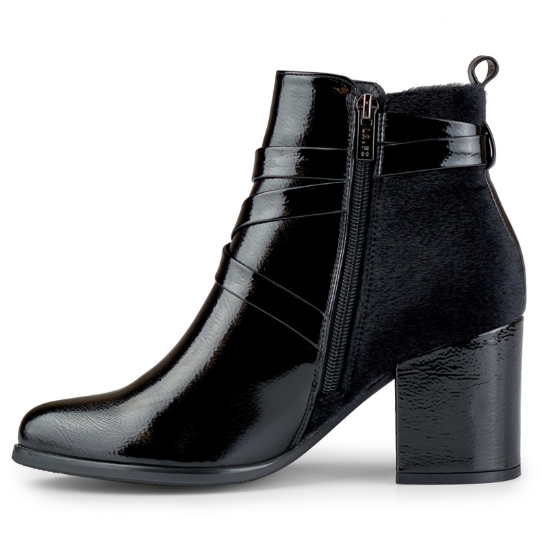 Bottes élégantes pour femmes noires avec fermoir décoratif le noir 1 Bottes élégantes pour femmes noires avec fermoir décoratif le noir 1