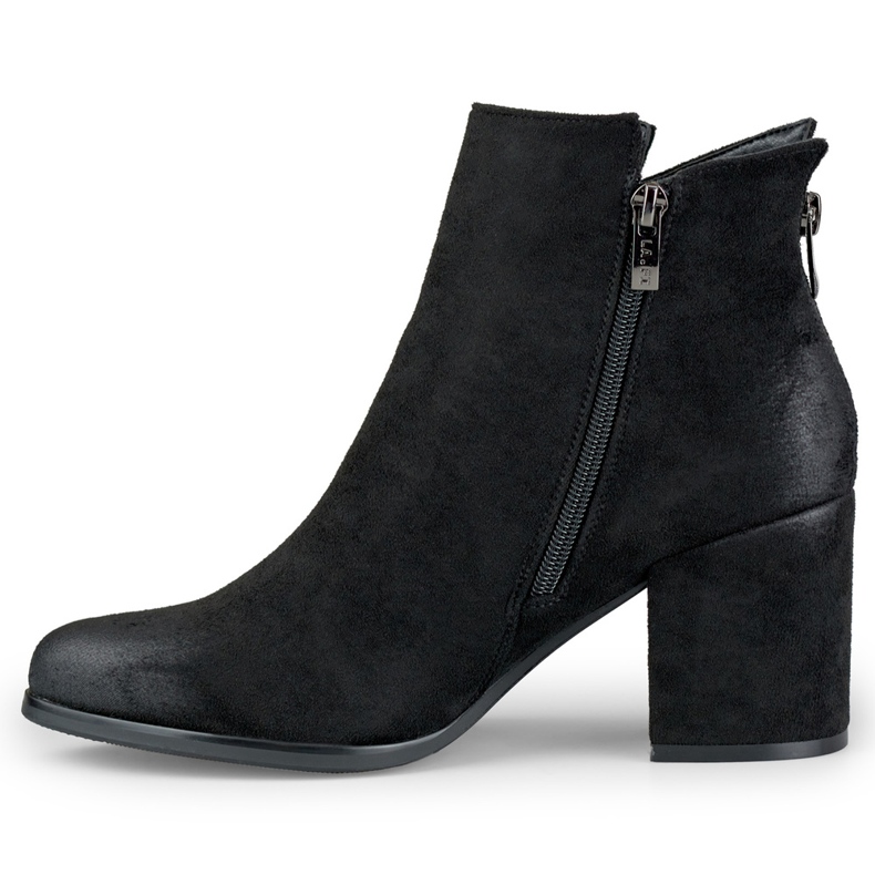 Bottines en daim noir pour femme de Charlotte 1