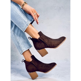Bottes à talons en daim Hallie Brown brun 4