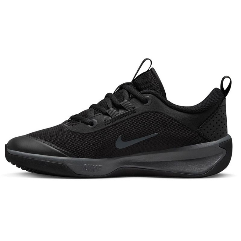 Chaussures Nike Omni Multi-Court DM9027 001 le noir 1 Chaussures Nike Omni Multi-Court DM9027 001 le noir 1