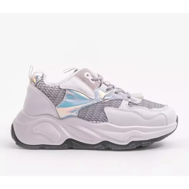 Baskets de sport blanches avec inserts gris RAL-63 1