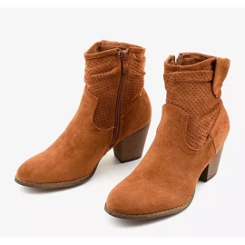BM Bottines en daim marron sur le poteau Delalise brun 2