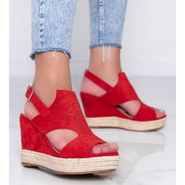 Sandales rouges ajourées sur le coin Kristi 1