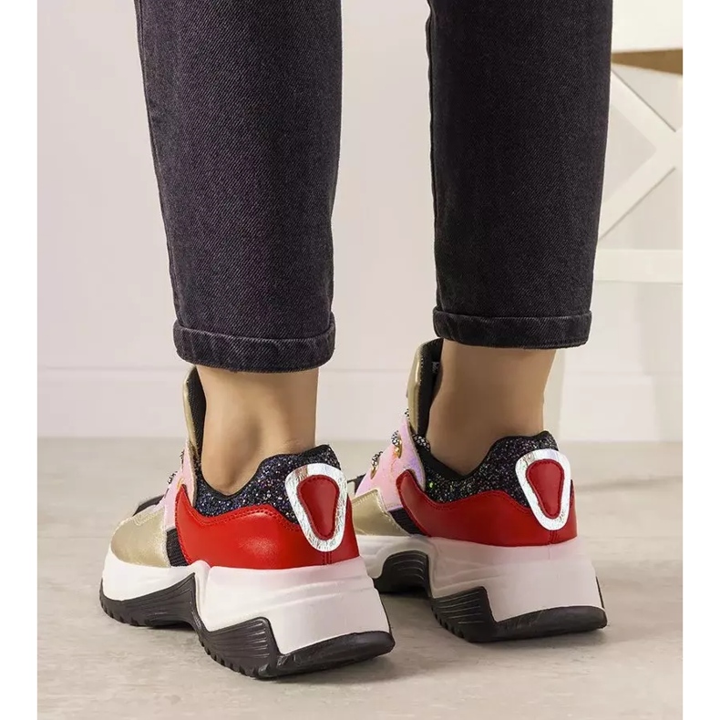 Baskets dorées à semelle haute Spring le noir 2