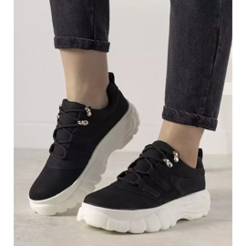 Baskets de sport noires à semelle haute Luna 1