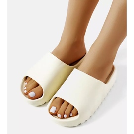 Babouches en caoutchouc beige Christinia 2
