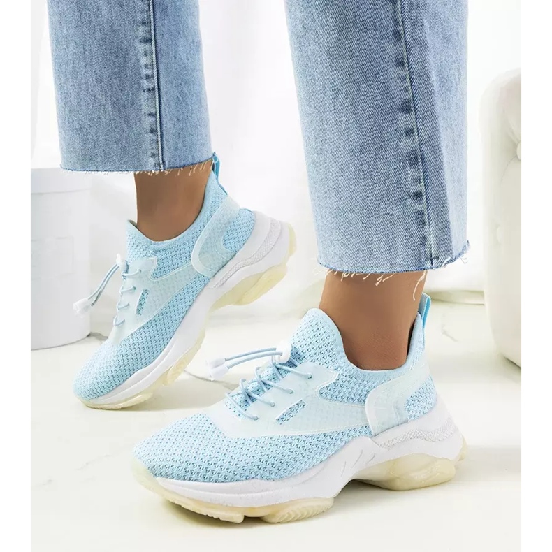 Baskets Barnes bleues 1