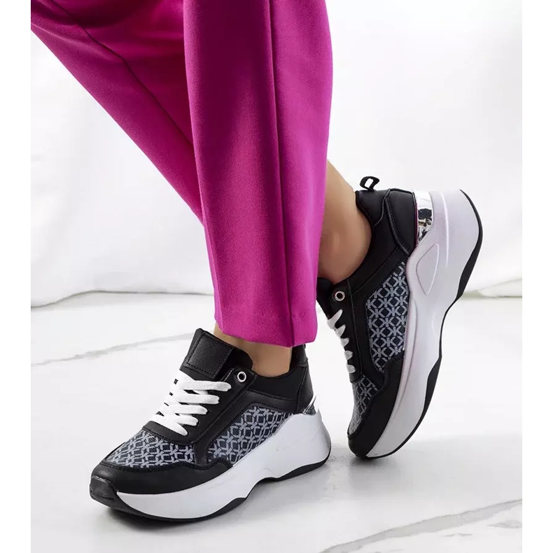 Baskets de sport Milan noires le noir 1