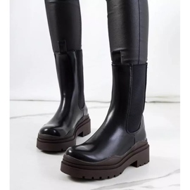 Bottines noires à semelle marron Nester le noir 1