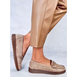 Mocassins en daim avec semelle intérieure en cuir de Marit Khaki beige 3