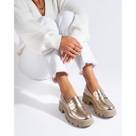 Mocassins femme dorés sur semelle épaisse de Shelovet 1