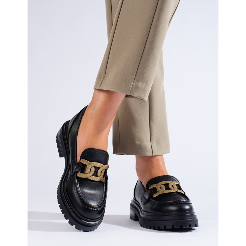 Mocassins pour femmes noires sur une épaisse plateforme Shelovet 1