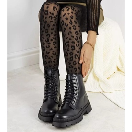 BM Trappeuses noires de Vistala 1