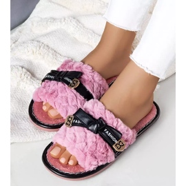 BM Pantoufles roses avec un noeud de Peter 2