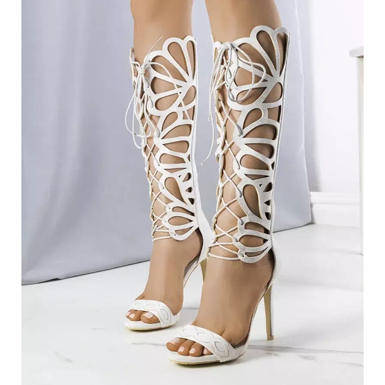 PA1 Sandales grises avec une tige décorative de Julio 1 PA1 Sandales grises avec une tige décorative de Julio 1