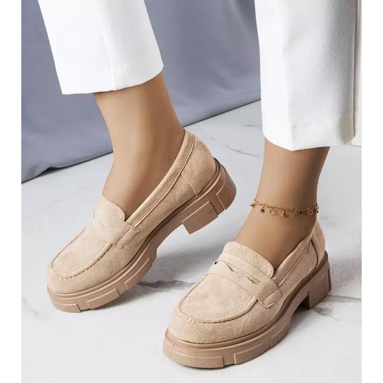 PA1 Chaussures en éco-daim beige d'Alacoque 1