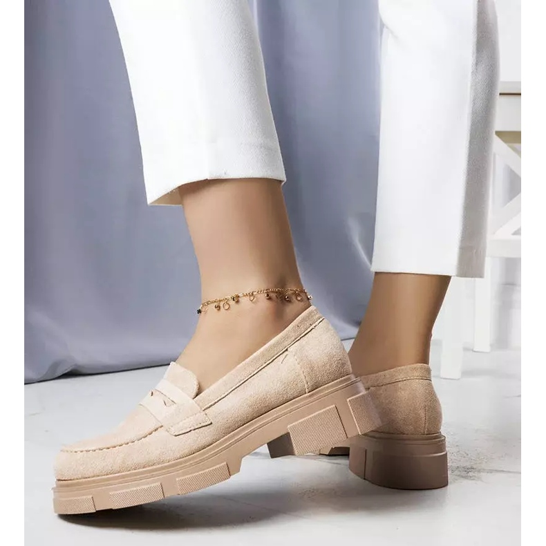 PA1 Chaussures en éco-daim beige d'Alacoque 2