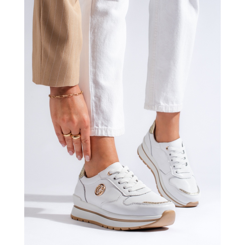 Baskets à plateforme en cuir blanc de Shelovet blanche 1