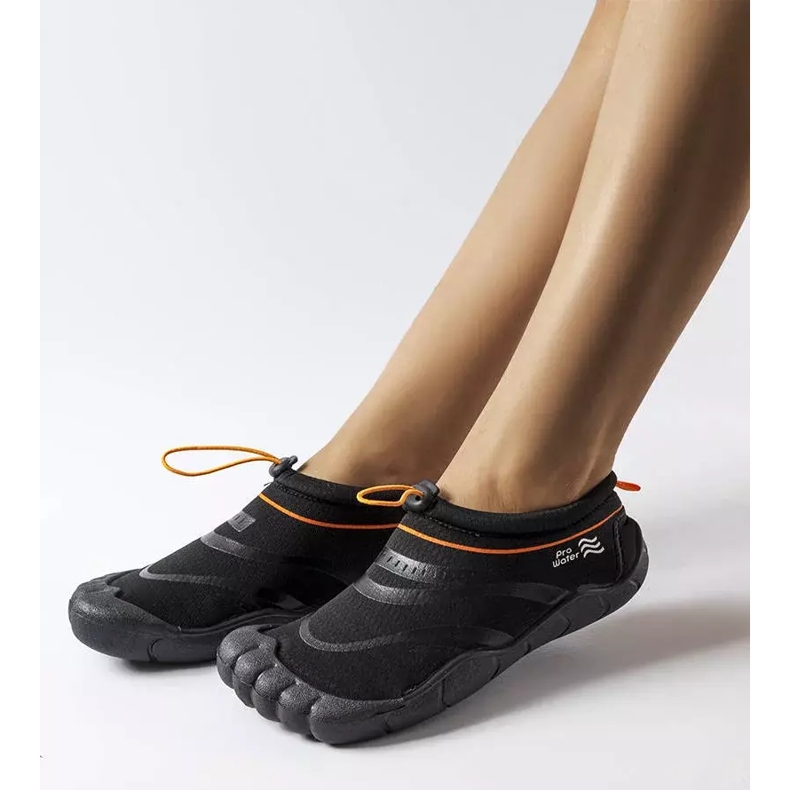 ProWater Chaussures d'eau à bout noir Briss le noir 1