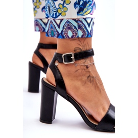 Sandales classiques pour femmes à talon noir 1