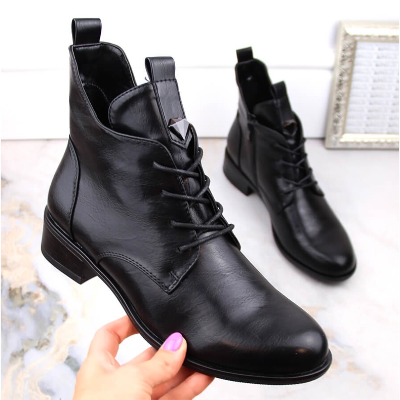 M. DASZYŃSKI Bottes à lacets et fermeture éclair pour femmes isolées noir M.Daszyński SA198-24 le noir 1