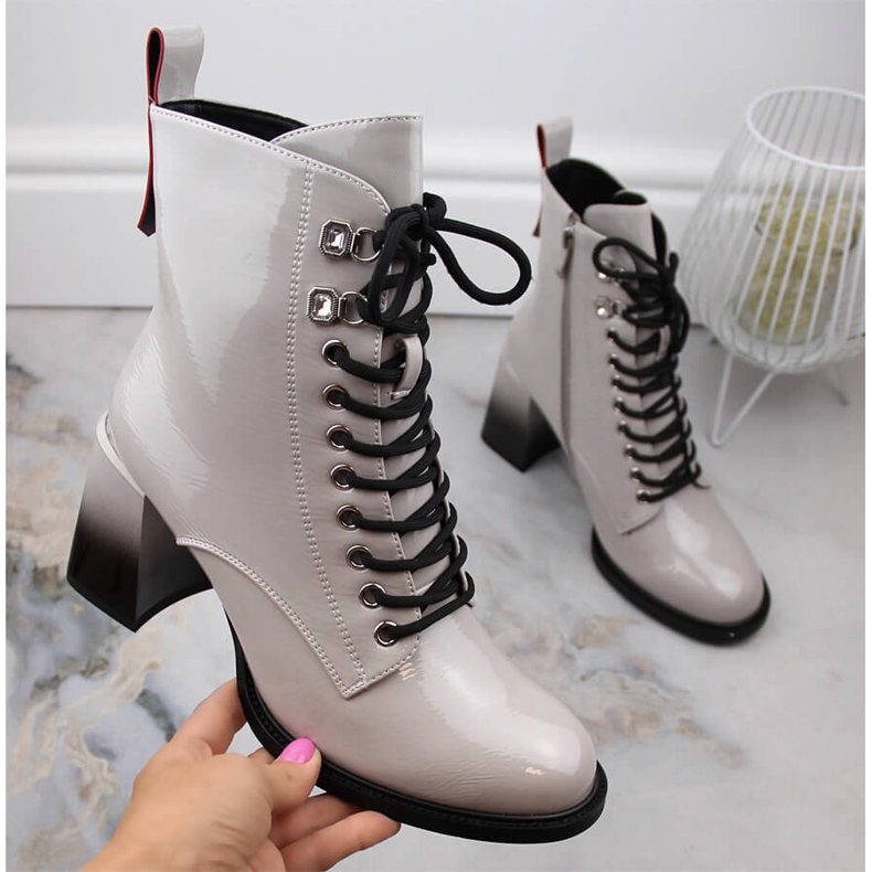 Bottines à talons laquées pour femme D&A S.Barski Premium Collection MR870-06 gris 1 Bottines à talons laquées pour femme D&A S.Barski Premium Collection MR870-06 gris 1