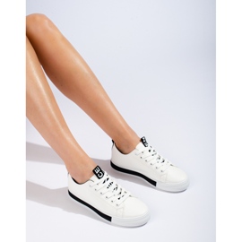 Chaussures de sport classiques blanches Shelovet 1 Chaussures de sport classiques blanches Shelovet 1