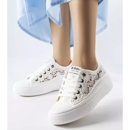 Baskets blanches ajourées Lee Cooper LCW-23-44-1617 1