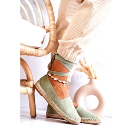 Espadrilles en daim vertes à nouer 5