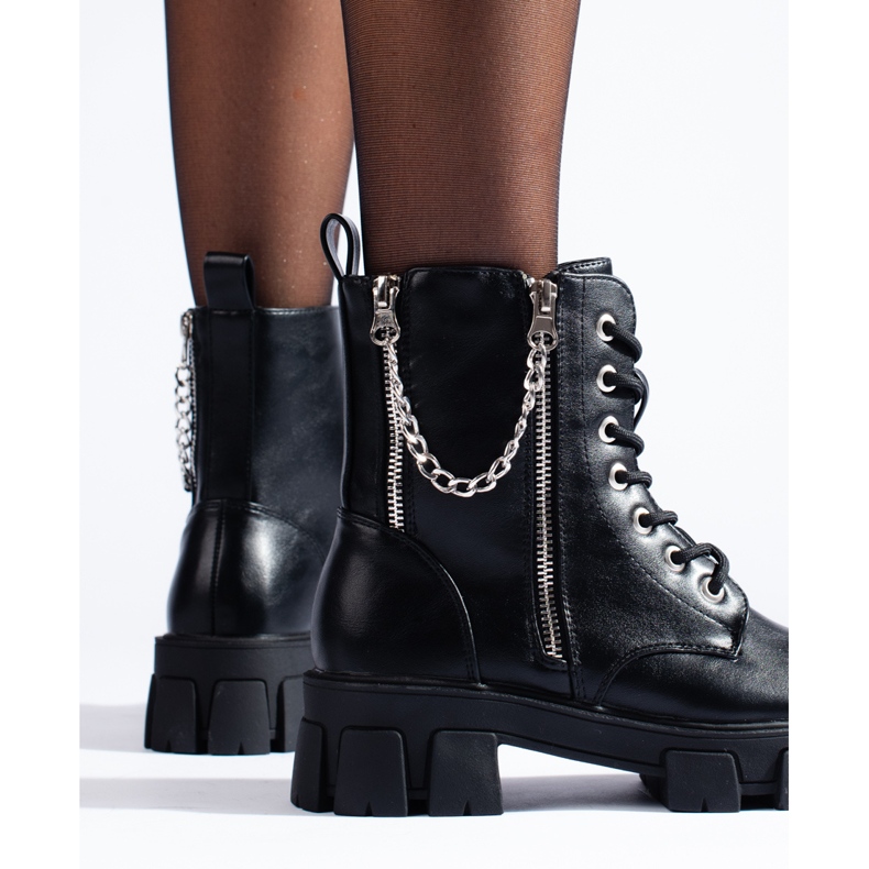 Ouvrières Shelovet pour femmes en cuir écologique avec une chaîne noir 2