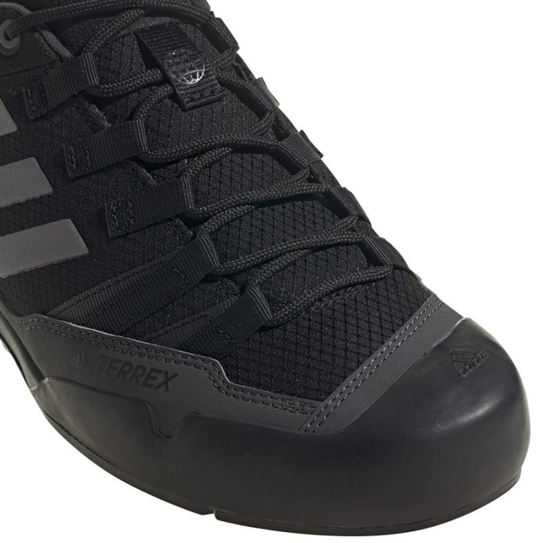Chaussures Adidas Terrex Swift Solo 2 M GZ0331 noir 1