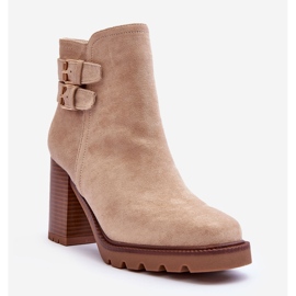 Bottes à Talons Hauts en Daim Beige Makeline 1