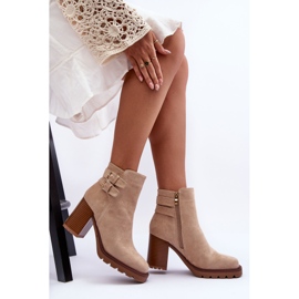 Bottes à Talons Hauts en Daim Beige Makeline 8