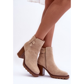 Bottes à Talons Hauts en Daim Beige Makeline 5