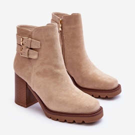 Bottes à Talons Hauts en Daim Beige Makeline 2