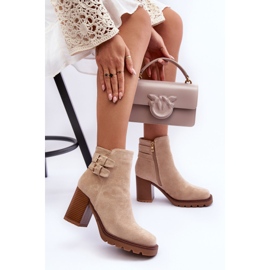 Bottes à Talons Hauts en Daim Beige Makeline 9