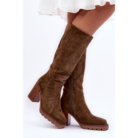 FJ1 Virdana – bottes en daim olive à talons massifs vert 1