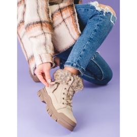 Bottes femme beiges avec fourrure Shelovet 2
