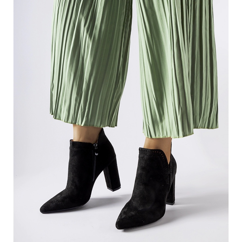 Bottines Cammoro en daim noir le noir 1