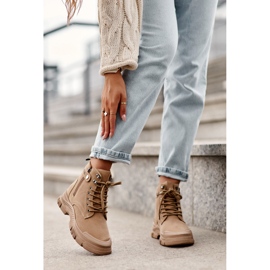 Bottines Femme En Daim Isolées Beige Jailina 2