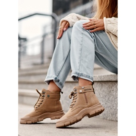 Bottines Femme En Daim Isolées Beige Jailina 3