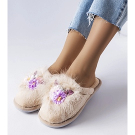 Chaussons femme beiges par Moly 1