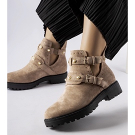 Bottines décoratives beiges avec découpes de Provolo 1