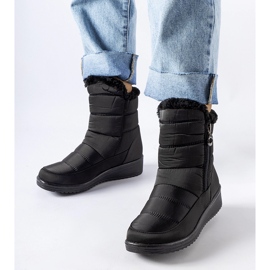 Bottes de neige noires avec une cale basse Mount le noir 1