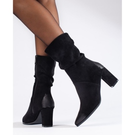 Bottines à talons hauts noires élégantes en daim par Vinceza le noir 2