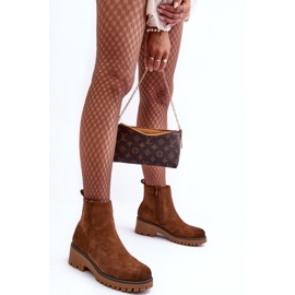 Bottes à talons plats en daim, isolées, marron Neafgi brun 9