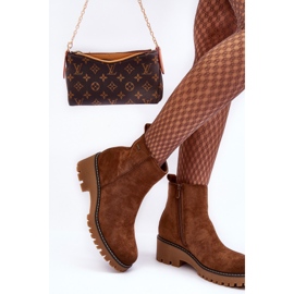 Bottes à talons plats en daim, isolées, marron Neafgi brun 8