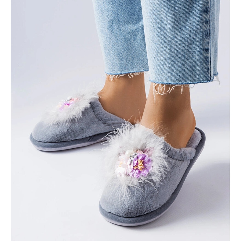 Chaussons chauds gris à fleurs Moly 1