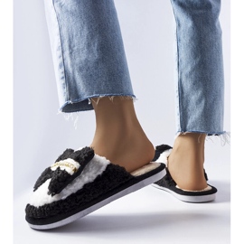 Chaussons noirs et blancs avec nœud 2